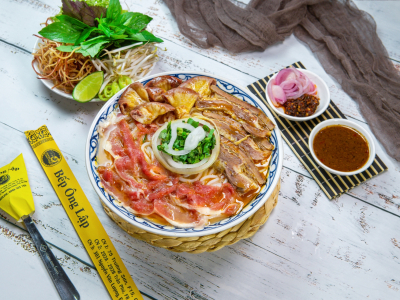 Bún bò tô thường 4 (phèo bò)